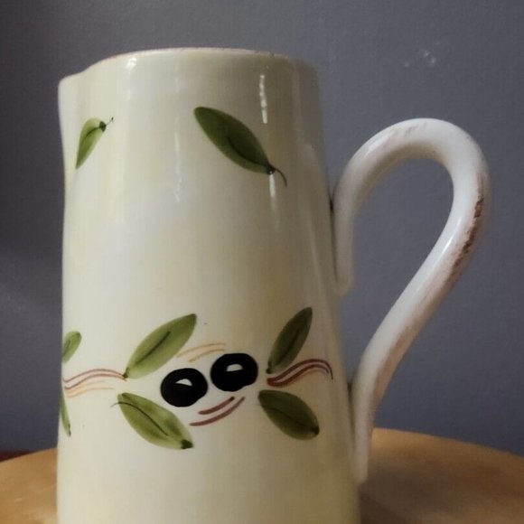 Beautiful Hand Made/Hand Painted Pitcher Made in Italy 20 inch tall - Picture 4 of 13